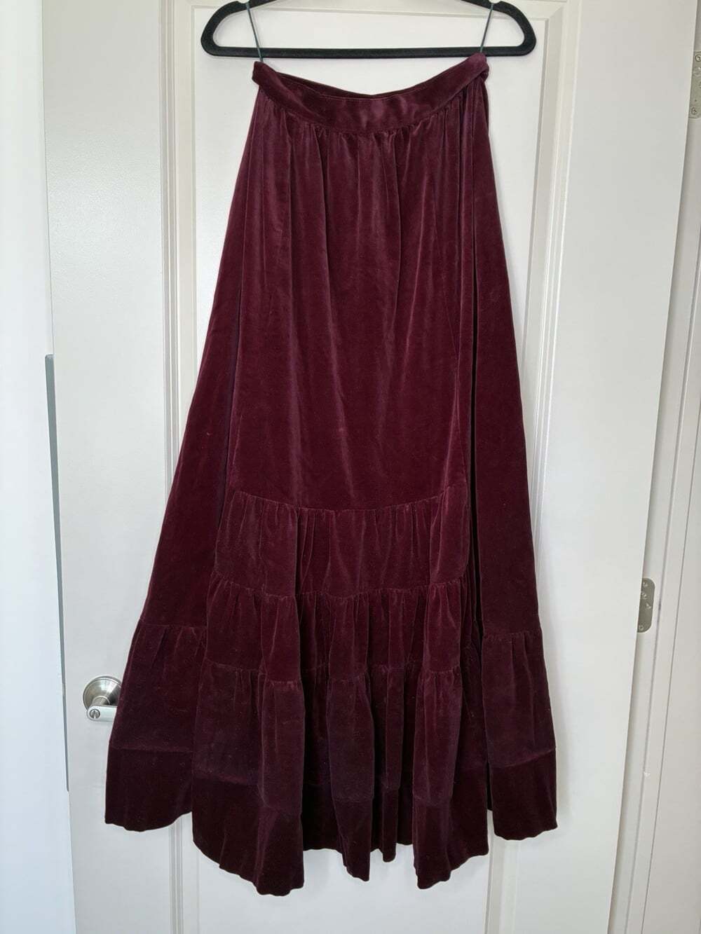 Vintage 70s Jessica's Gunnies Gunne Sax Burgundy Velvet Tiered Maxi Skirt XS